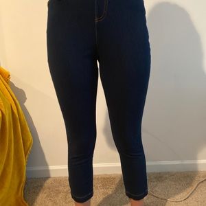New Capri Jeggings